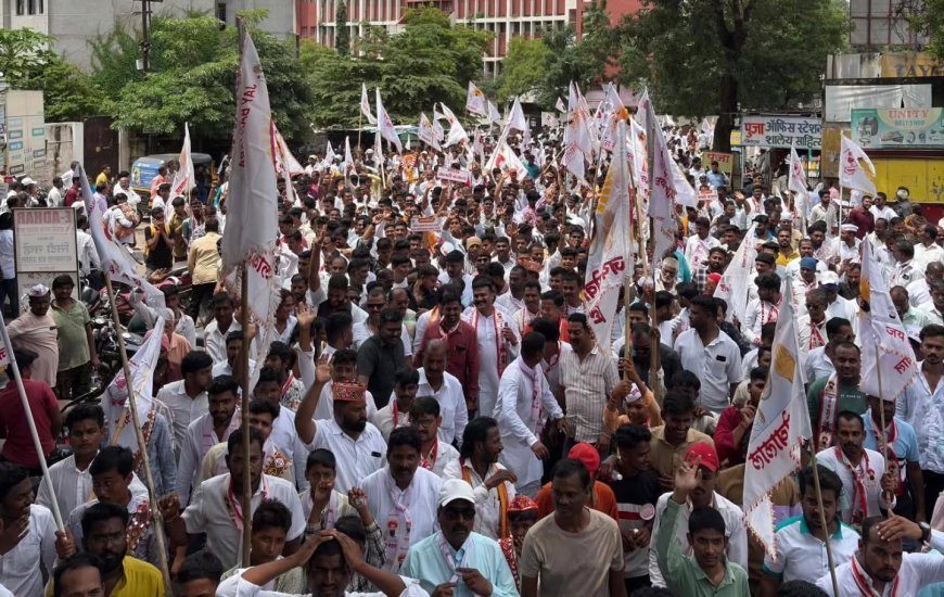 मानोरा शहरात बंजारा समाजाचा विशाल मोर्चा